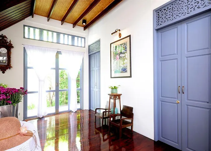 Baan Noppawong Hotel