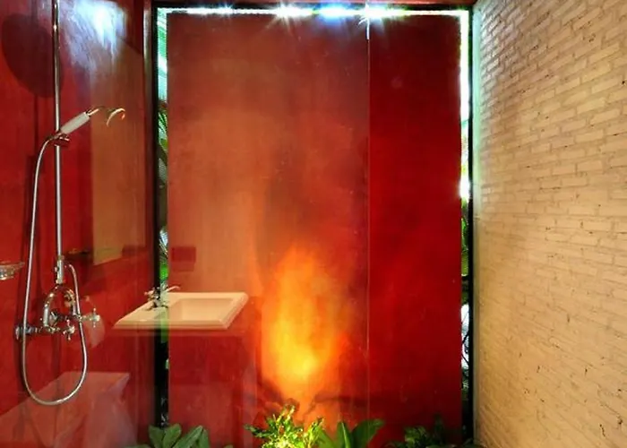 Hotel Baan Noppawong